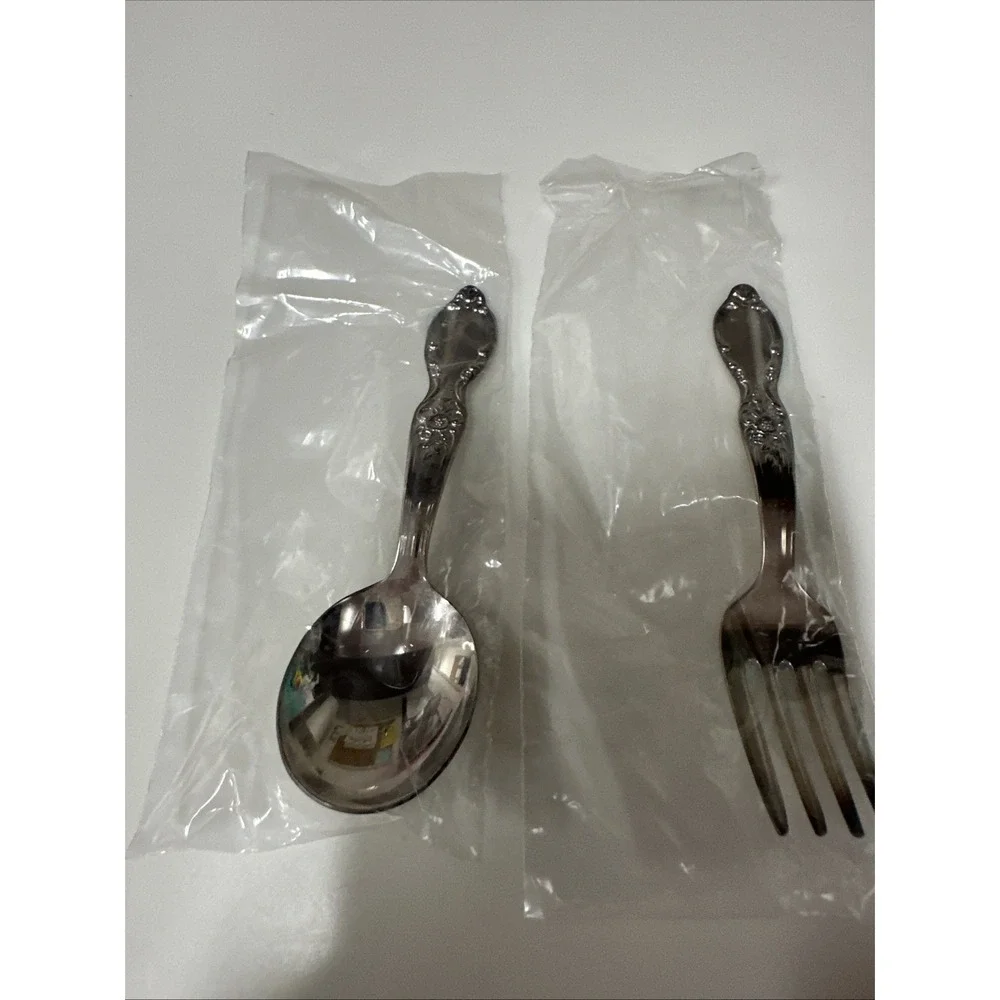 Kid Extras ~ Oneida ARBOR ROSE True Rose Salad‎ Fork Teaspoon